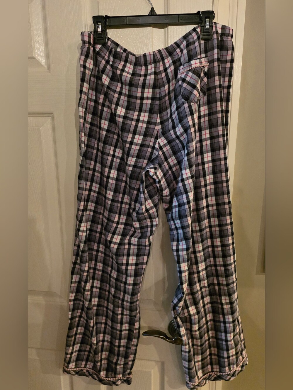 Victoria's Secret Black White Pink Plaid Pajama Set Long Sleeve Button Pants XL - Picture 3 of 16
